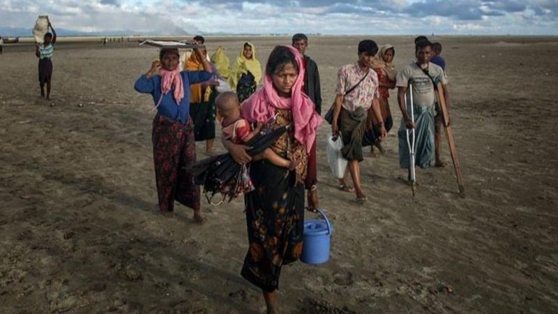 Bangladesh Tingkatkan Pengawasan saat Ribuan Rohingya Mengungsi dari Myanmar