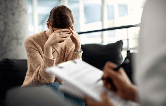 Wanita Asal China Stres Karena Overwork, Berikut Cara Mencegah Mental Illness