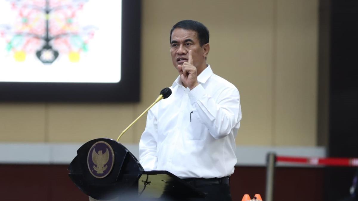 Mentan Amran Minta Aparat Penegak Hukum Agar Tangkap Calo dan Kroninya