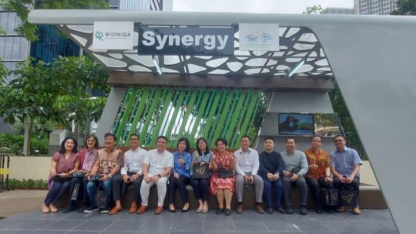 Resmi! Halte Bus Berteknologi Alga Ada di Indonesia