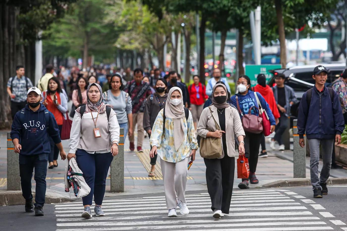 Angka Kelas Menengah Turun, DPR Minta Penguatan Jaring Pengaman Sosial