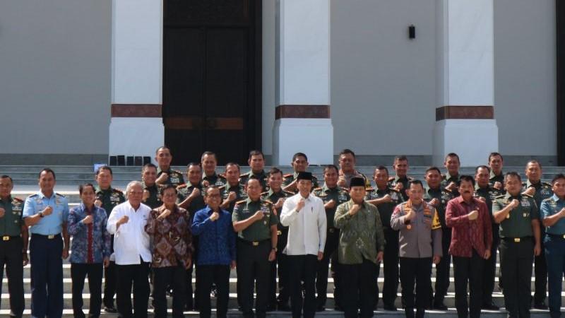 Presiden Jokowi Minta Maaf pada TNI dan Polri Seluruh Indonesia