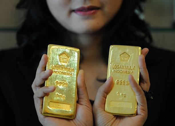 Harga Emas Antam Melesat Rp10.000 Hari Ini