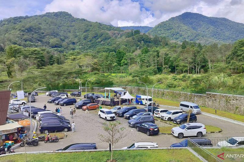 1 Wisatawan Meninggal Dunia di Puncak Bogor, Diduga gegara Kelelahan