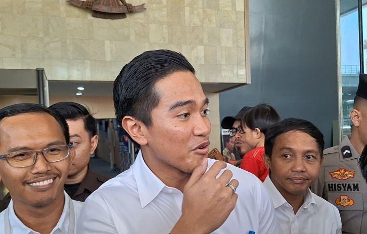 Kaesang Pulang dari AS dengan Penerbangan Komersial, Klarifikasi Dugaan Gratifikasi Jet Pribadi