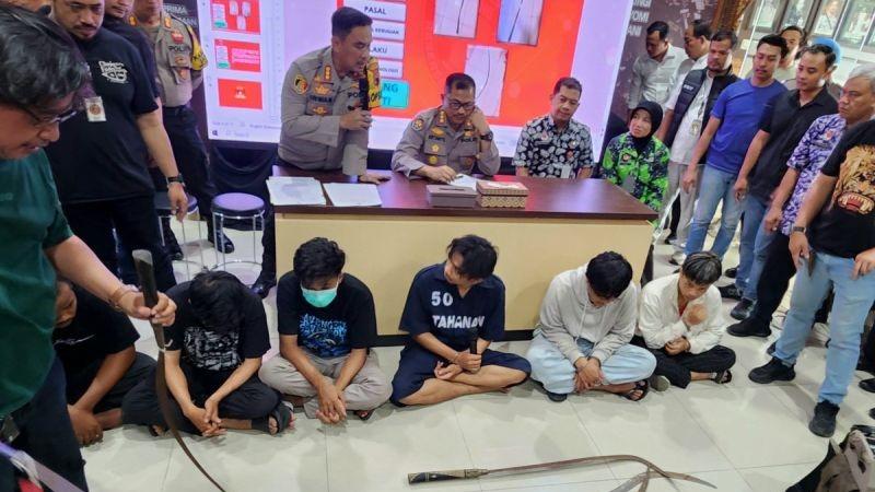 Polisi Tangkap 6 Pembacok Mahasiswa Tewas di depan SPBU Kelud Semarang