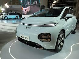 Harga Murah dan Kabin Luas, Wuling Cloud EV Cocok untuk Mobil Keluarga