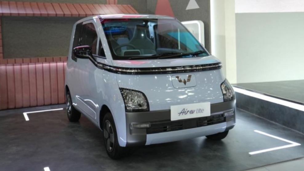 Wuling Perkenalan Air EV Lite Long Range, Jarak Tempuh Diklaim Capai 300 Km