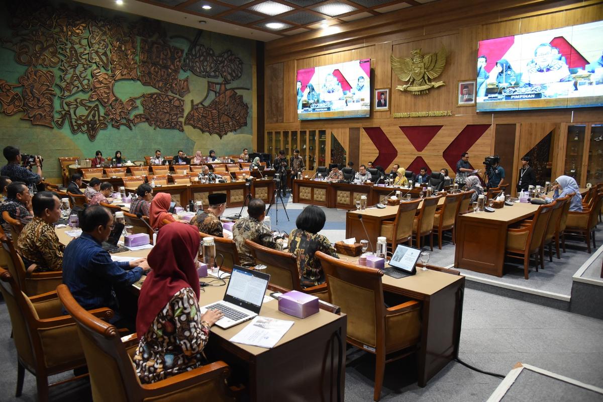 Komisi X Terus Berjuang Pastikan Sektor Pendidikan, Olahraga, dan Pariwisata Sesuai Amanat Konstitusi