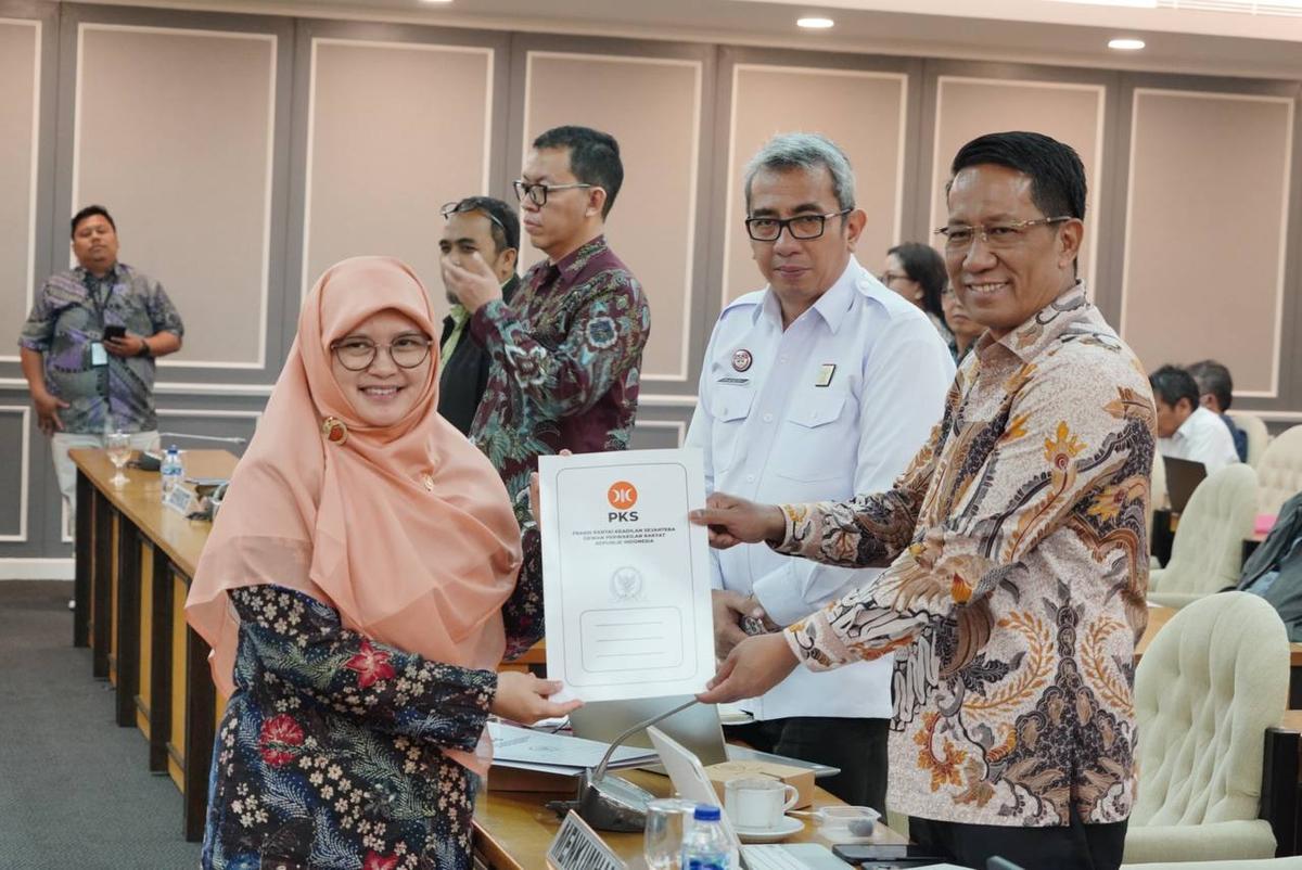 Pemerintah Harus Lindungi Produksi Obat Generik Dalam Negeri