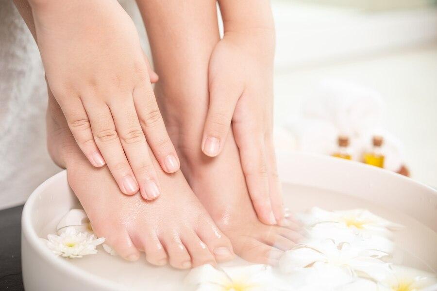 Perbedaan Manicure dan Pedicure: Perawatan Kuku yang Wajib Diketahui