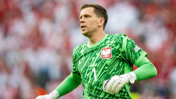 Barcelona Pepet Kiper Pensiun asal Juventus?