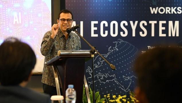 Wamen Nezar Patria Ajak Kolaborasi Ciptakan Ekosistem AI Berkelanjutan
