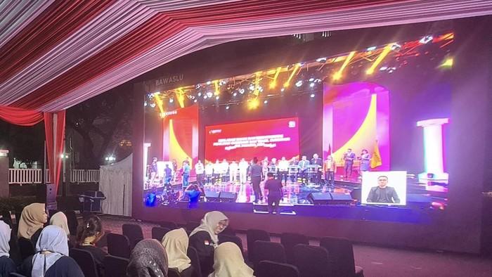 3 Paslon Deklarasikan Komitmen Kampanye Damai Bersama Bawaslu DKI Jakarta