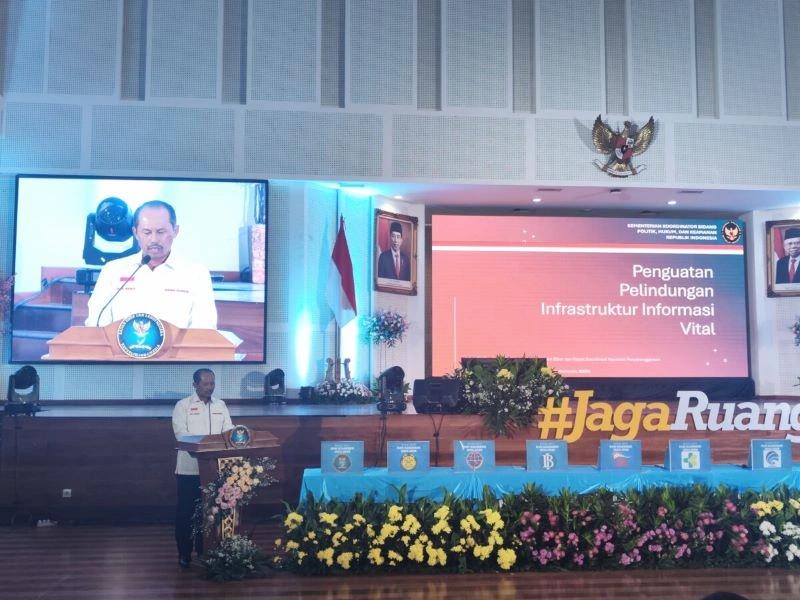 Menteri Hadi Tekankan Pentingnya Ketahanan Infrastruktur Informasi Vital di RI