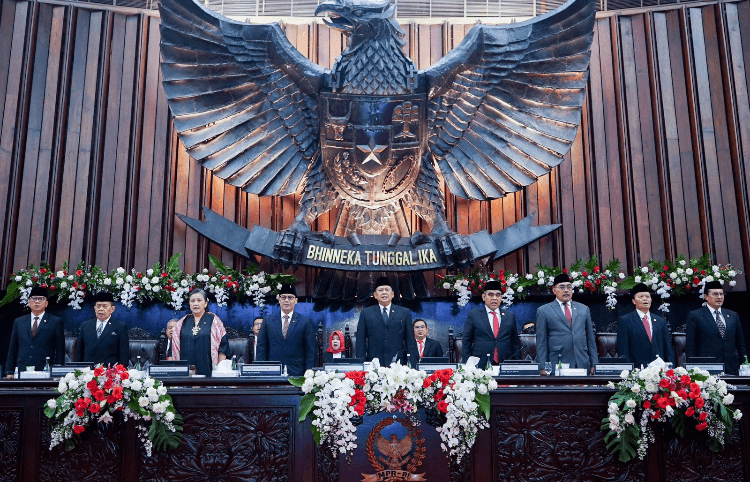 Sidang Paripurna Akhir Masa Jabatan MPR 2019-2024 Sahkan Peraturan MPR Tentang Perubahan Tatib