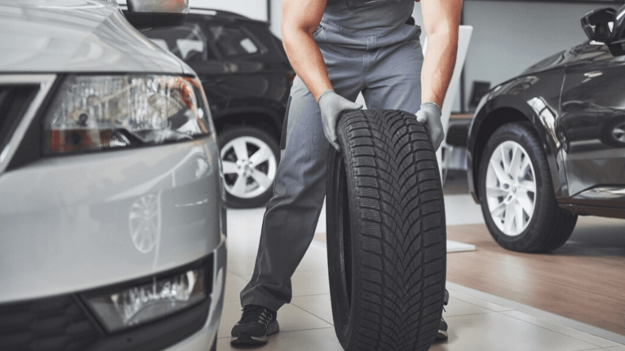 9 Tanda Ban Mobil Rusak dan Minta Segera Diganti, Cepat Cek Sebelum Parah!