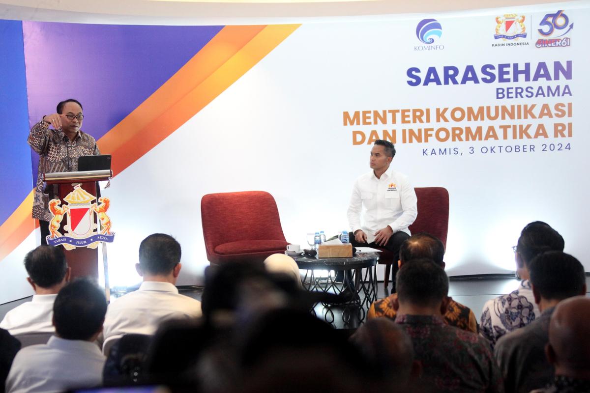 Budi Arie Hadiri Sarasehan Kadin