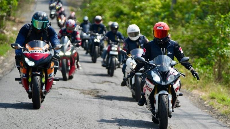 Michelin Hadirkan 2 Ban Motor Touring, Diklaim Mampu  Lewati Berbagai Kondisi