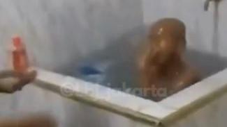 Viral! Diduga Istri Pimpinan Pesantren Siram Santri di Aceh Barat Pakai Air Cabai