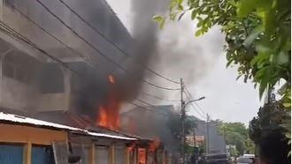 SDN 01 Cempaka Baru Terbakar, Asap Hitam Membumbung