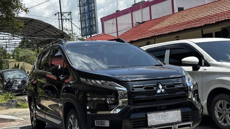 KPK Lakukan OTT, 2 Mobil Dinas Pemprov Kalsel Diamankan