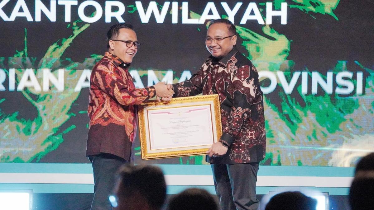 FOTO: Kemenag Raih Penghargaan Penyelenggara Inovasi Pelayanan Publik Terbaik Tahun 2024