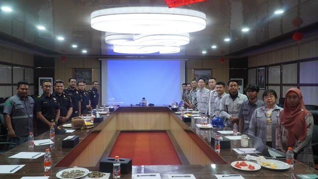 Bea Cukai Tinjau Perusahaan Penerima Fasiitas Kepabeanan di Konawe dan Bekasi