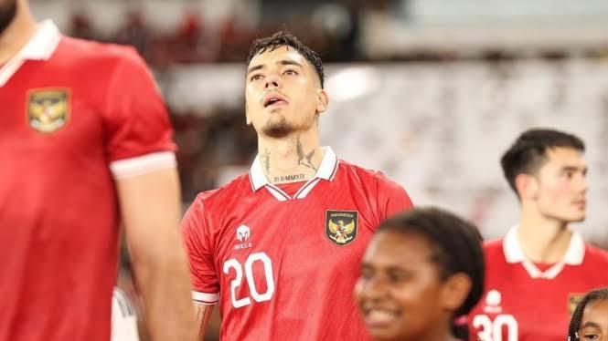 Gak Ada Takut! Viral Video Shayne Pattynama Serbu Staf Ofisial Bahrain Sendirian