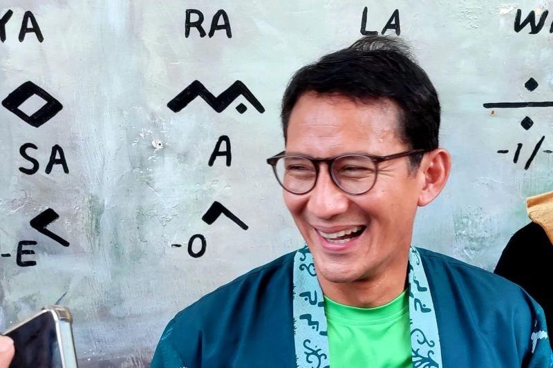 Wacana Kemenparekraf Dipecah Dua, Menteri Sandi Kemas-Kemas Dokumen