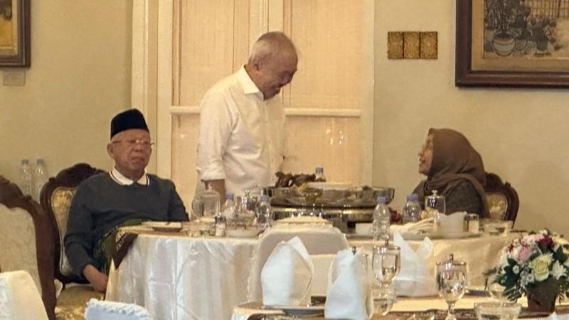 Malam Mingguan di Istana Kepresidenan Cipanas, Ma'ruf Amin Nikmati Lagu Iwan Fals