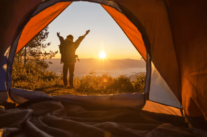 7 Ide Kegiatan saat Camping yang Seru dan Menarik