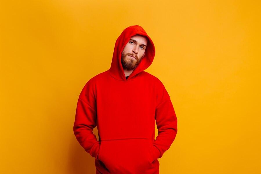 Perbedaan Sweater dan Hoodie: Fungsi, Gaya, dan Kenyamanan