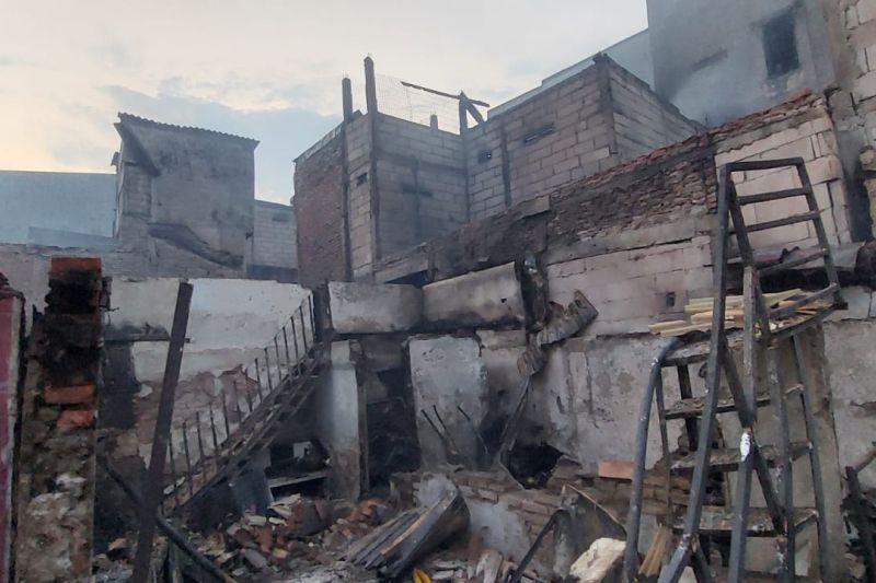 Kebakaran di Tambora Diduga gegara Kebocoran Gas, 5 Orang Tewas