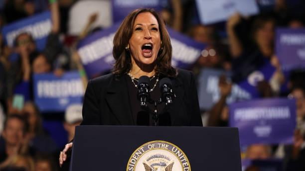 Harris Kritik Trump di Pennsylvania saat Persaingan Pilpres AS Memanas