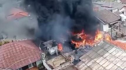 Penyebab Kebakaran Rumah di Kebon Jeruk Dipicu Kelebihan Daya