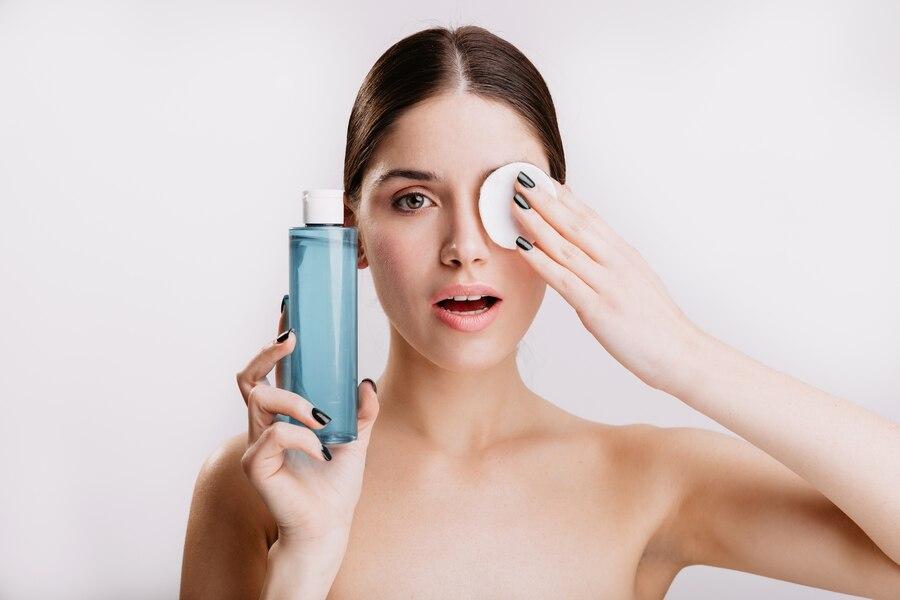 7 Kegunaan Micellar Water untuk Kulit Bersih dan Sehat