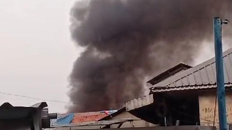 Kebakaran di Grogol Petamburan Tewaskan 1 Orang, Kerugian Capai Rp1 Miliar