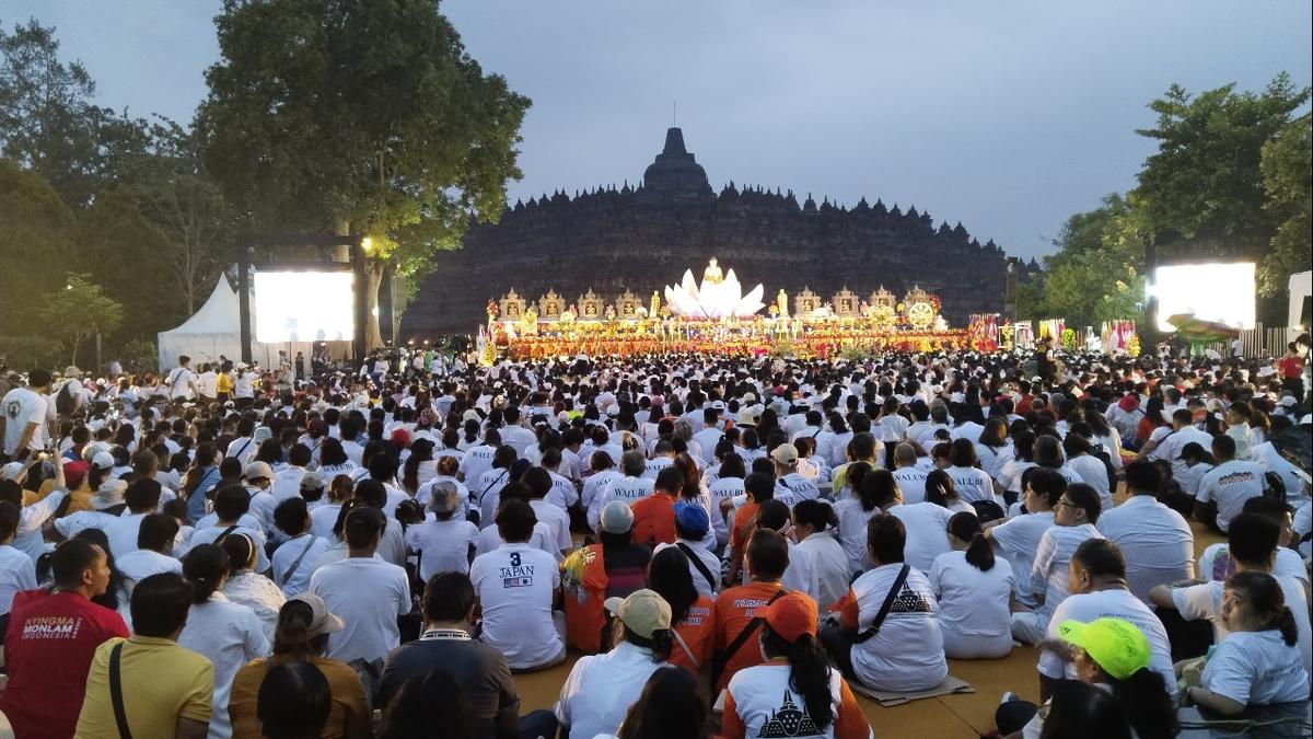 Kemenag Optimalkan Candi Borobudur Sebagai Wisata Religi Umat Buddha Indonesia