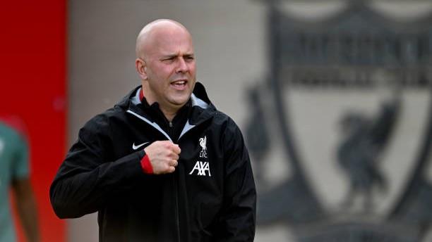 Arne Slot Sebut Chelsea Sebagai Lawan Terberat Liverpool di Anfield