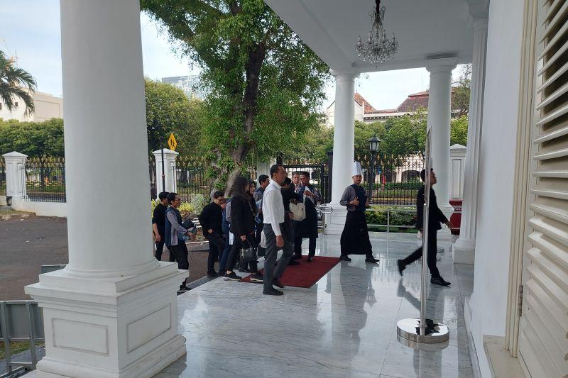 Lontong Kikil dan Jajanan Pasar jadi Menu Utama Pisah Sambut Jokowi ke Prabowo