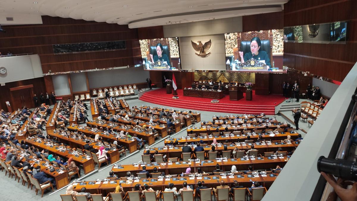 Gelar Rapat Paripurna Penetapan AKD, 431 Anggota DPR Hadir