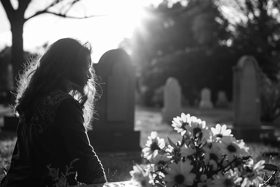 27 Arti Mimpi Sahabat Meninggal: Tafsir dan Makna Mendalam