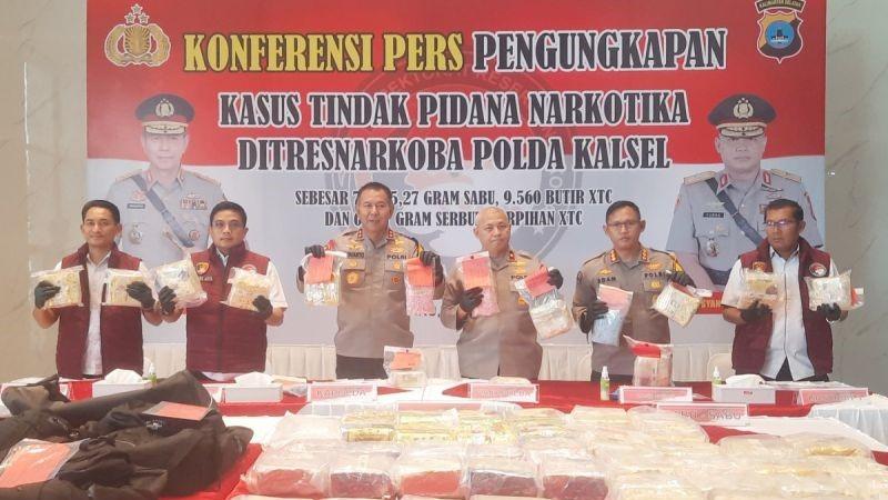 Jaringan Fredy Pratama untuk Jakarta-Surabaya-Bali Ditangkap, Sabu 70 Kg Disita
