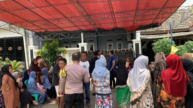 Geger! Ibu dan Anak Ditemukan Tewas Gantung Diri dalam Rumah di Karawang