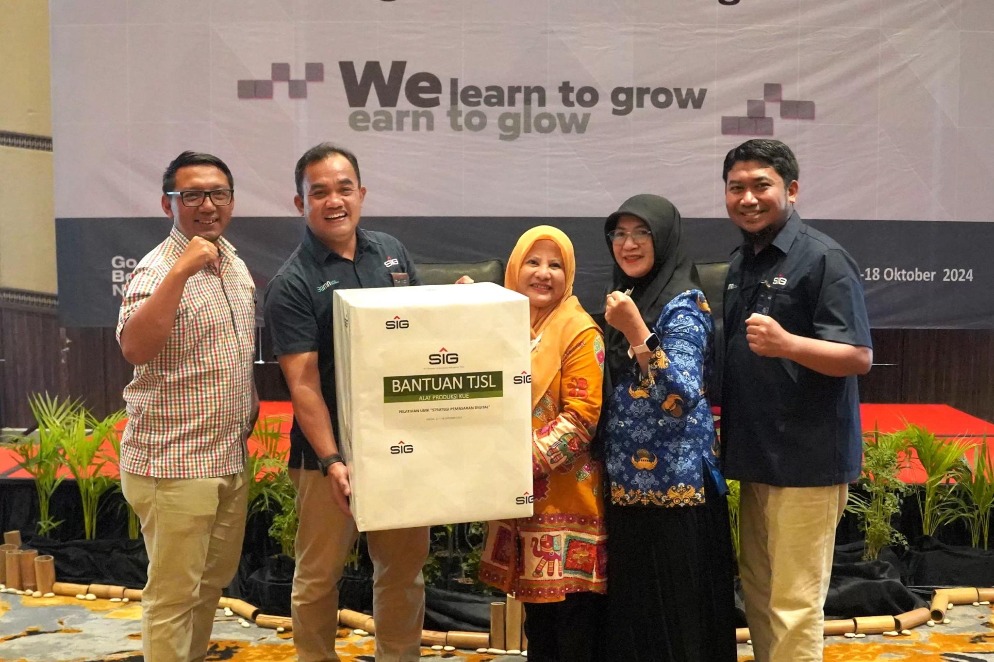 Semen Indonesia Bantu Tingkatkan Daya Saing Usaha Mikro dan Kecil di Kabupaten Gresik