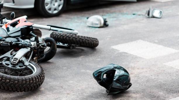 Kepleset saat Salip Truk, Pemotor di Jakut Tewas Terlindas