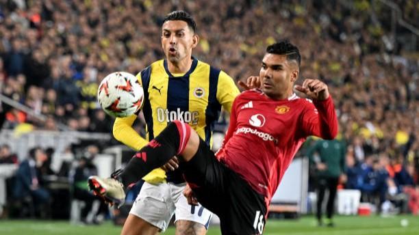 Erik ten Hag: Hasil Imbang Kontra Fenerbahce Bukanlah Hasil yang Buruk