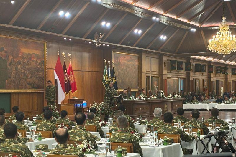 Hari Pertama Pembekalan Kabinet Diakhiri dengan Santap Malam Bersama