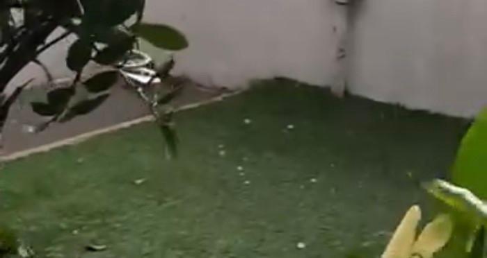 Hujan Es Terjadi di Depok Sore Ini